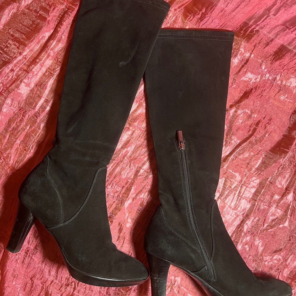 Aquatalia Suede Rhumba Knee High Boots Size 7.5